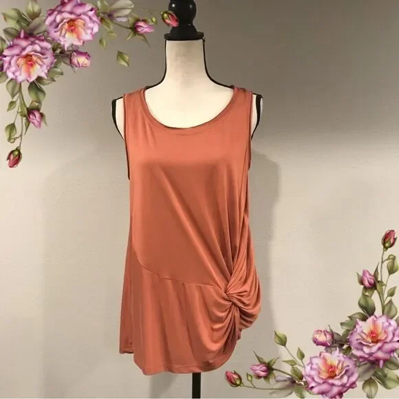 Rust color sleeveless top - Picture 1 of 10